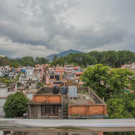 Kathmandu Embassy Hotel Εξωτερικό φωτογραφία
