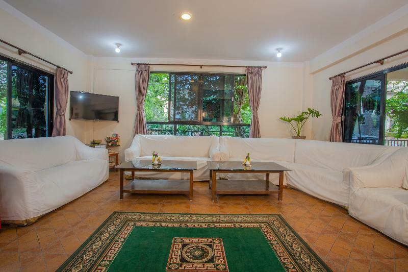 Kathmandu Embassy Hotel Εξωτερικό φωτογραφία
