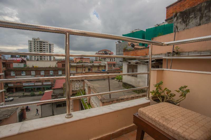 Kathmandu Embassy Hotel Εξωτερικό φωτογραφία