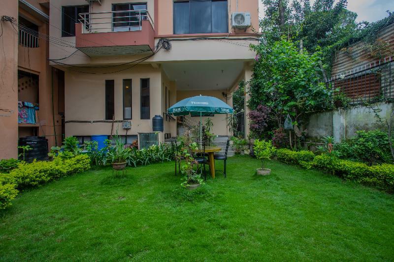 Kathmandu Embassy Hotel Εξωτερικό φωτογραφία